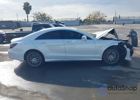 2015 Mercedes-Benz Cls 63 Amg S 4Matic z USA, uszkodzony, nr VIN WDDLJ7GB8FA133494